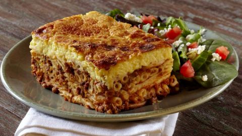 Baked Pasta with mince Meat and Bechamel Topping